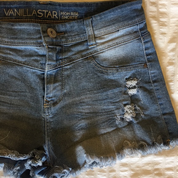 High Rise Cut Off Shorts - Picture 2 of 3